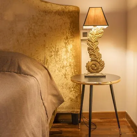 Napule...e * Πεσκιέρα ντελ Γκάρντα