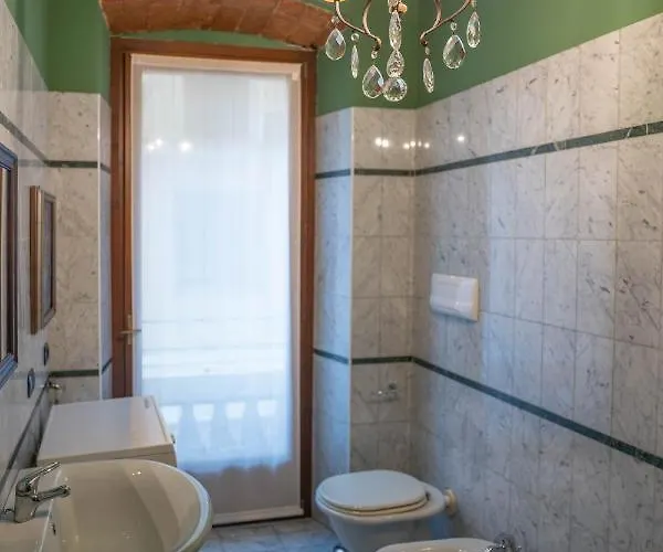 Napule...e Apartamento